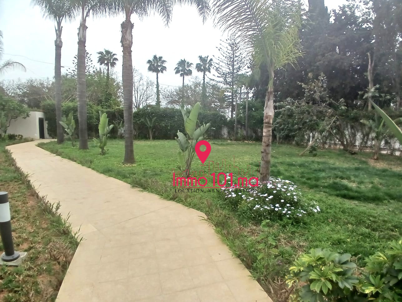 Location villa vide à Souissi AYLVV2403